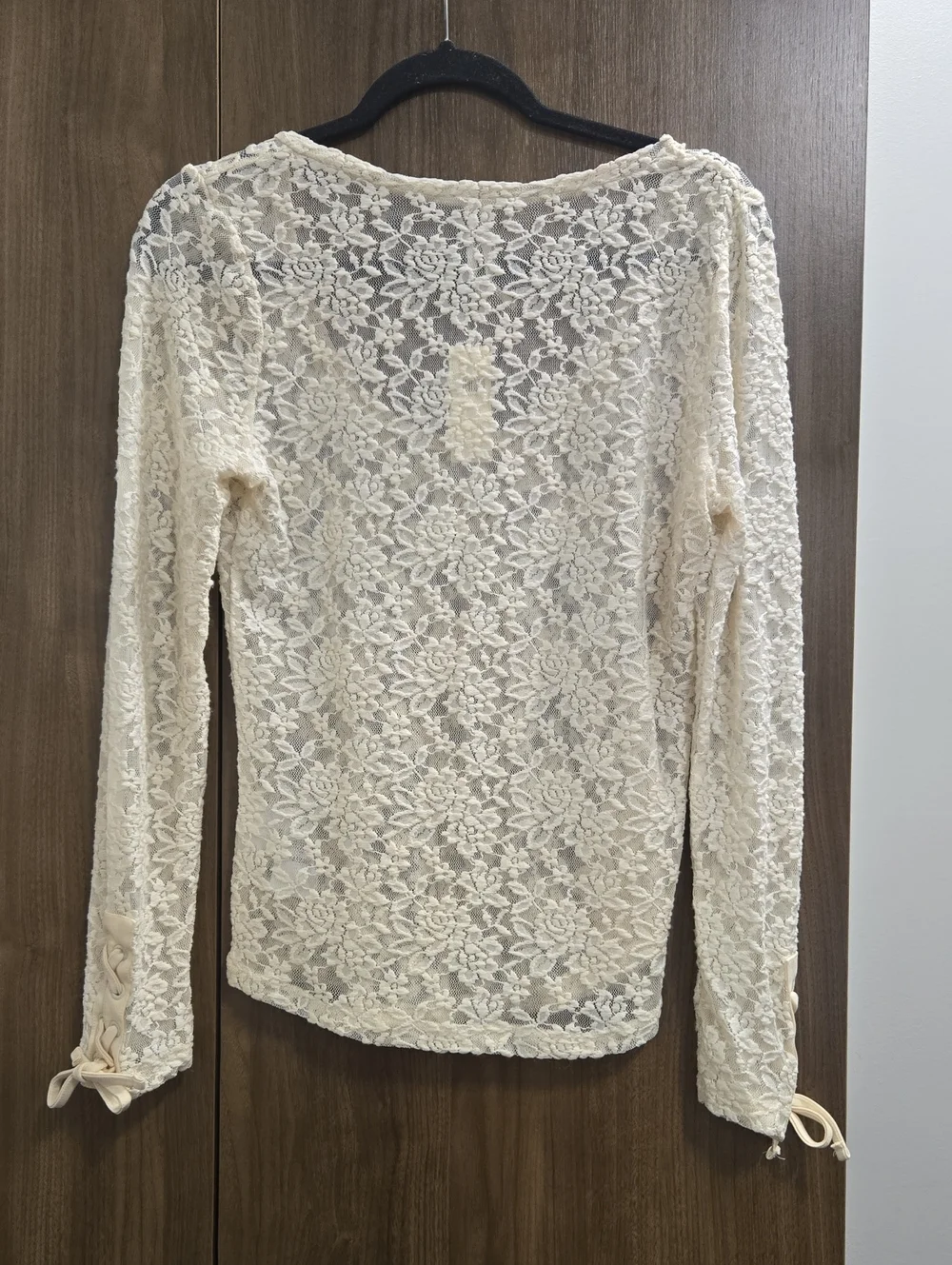 Anthropologie Lace-NWT- Scoop Neck Top-Size Large